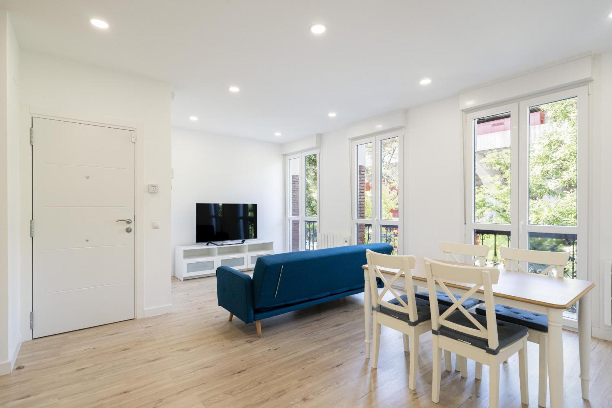 Apartamentos En La Avda De La Albufera Alquiler Temporal Madrid Luaran gambar