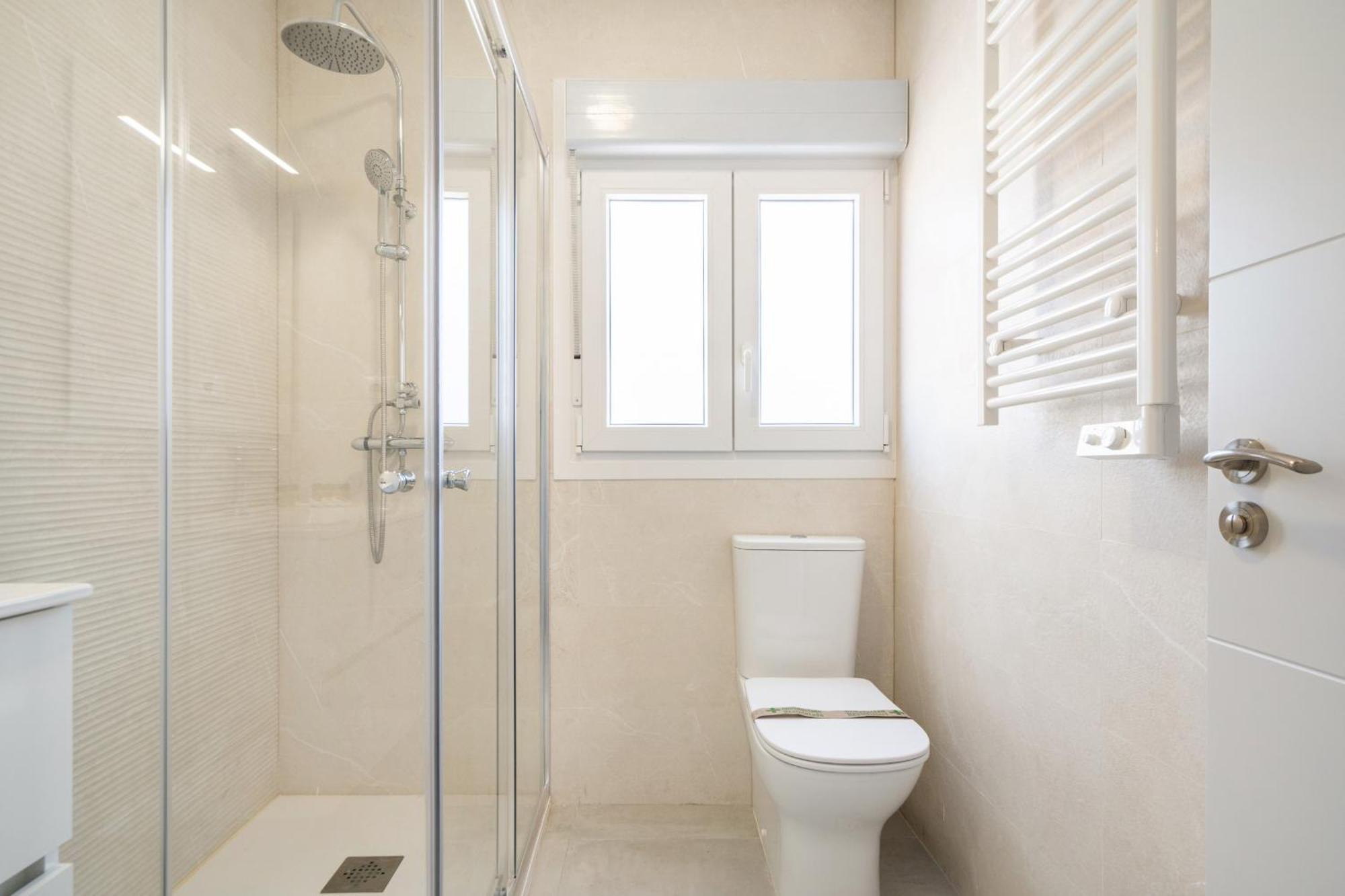 Apartamentos En La Avda De La Albufera Alquiler Temporal Madrid Luaran gambar