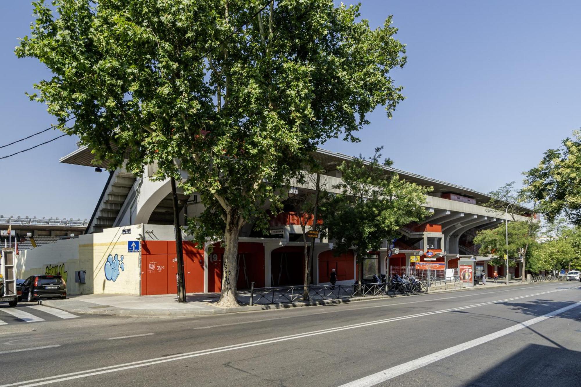 Apartamentos En La Avda De La Albufera Alquiler Temporal Madrid Luaran gambar