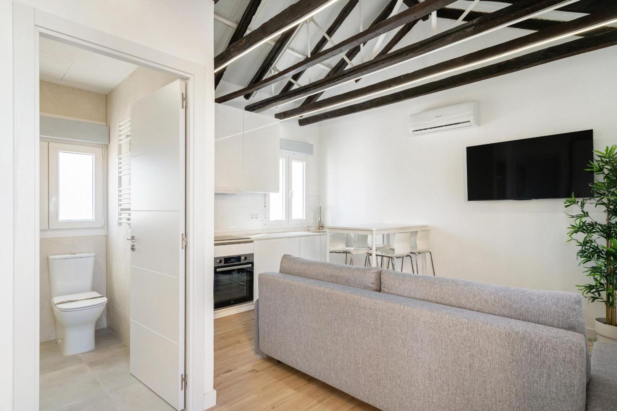 Apartamentos En La Avda De La Albufera Alquiler Temporal Madrid Luaran gambar
