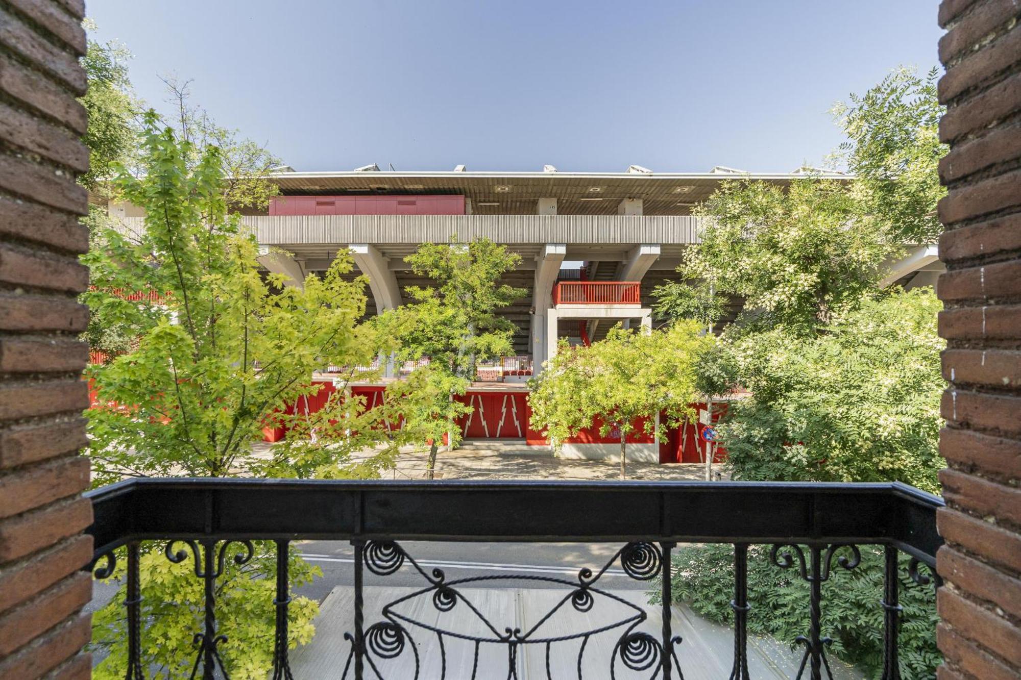 Apartamentos En La Avda De La Albufera Alquiler Temporal Madrid Luaran gambar