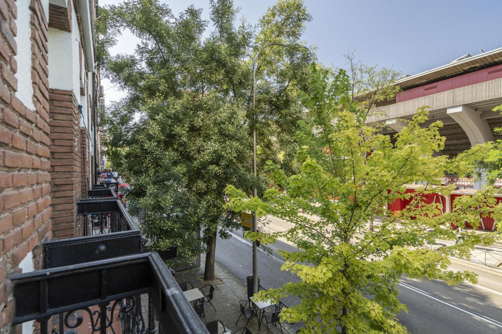 Apartamentos En La Avda De La Albufera Alquiler Temporal Madrid Luaran gambar