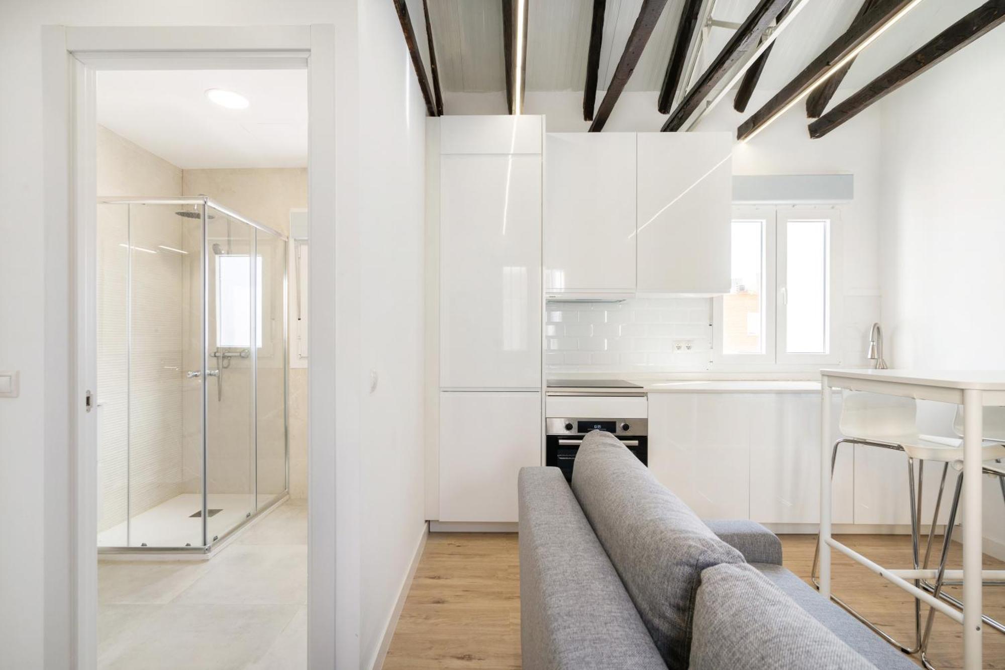 Apartamentos En La Avda De La Albufera Alquiler Temporal Madrid Luaran gambar